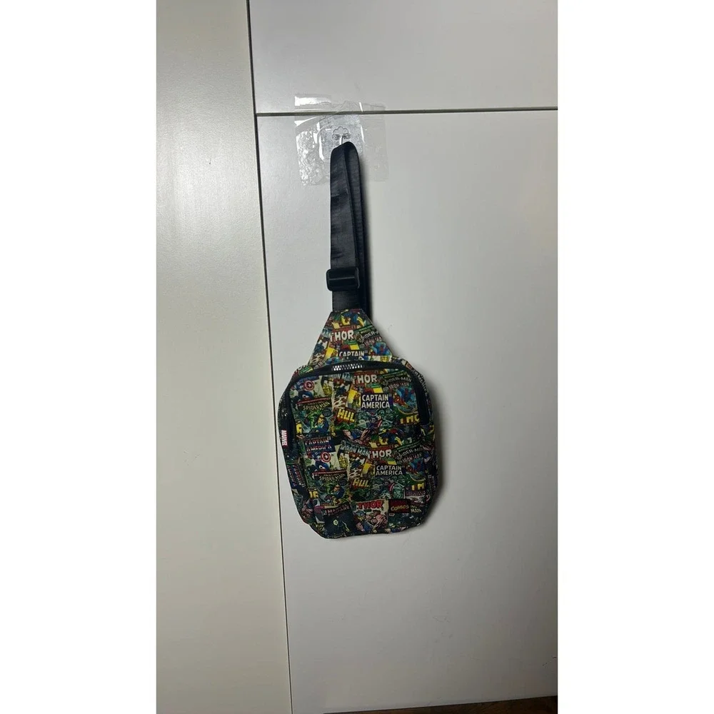 NWOT Marvel Comic all over print messenger‎ bag